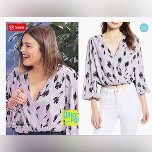ASTR Lavender Black Floral Long Sleeves V Neck Cropped Top Blouse, Sz Medium💜